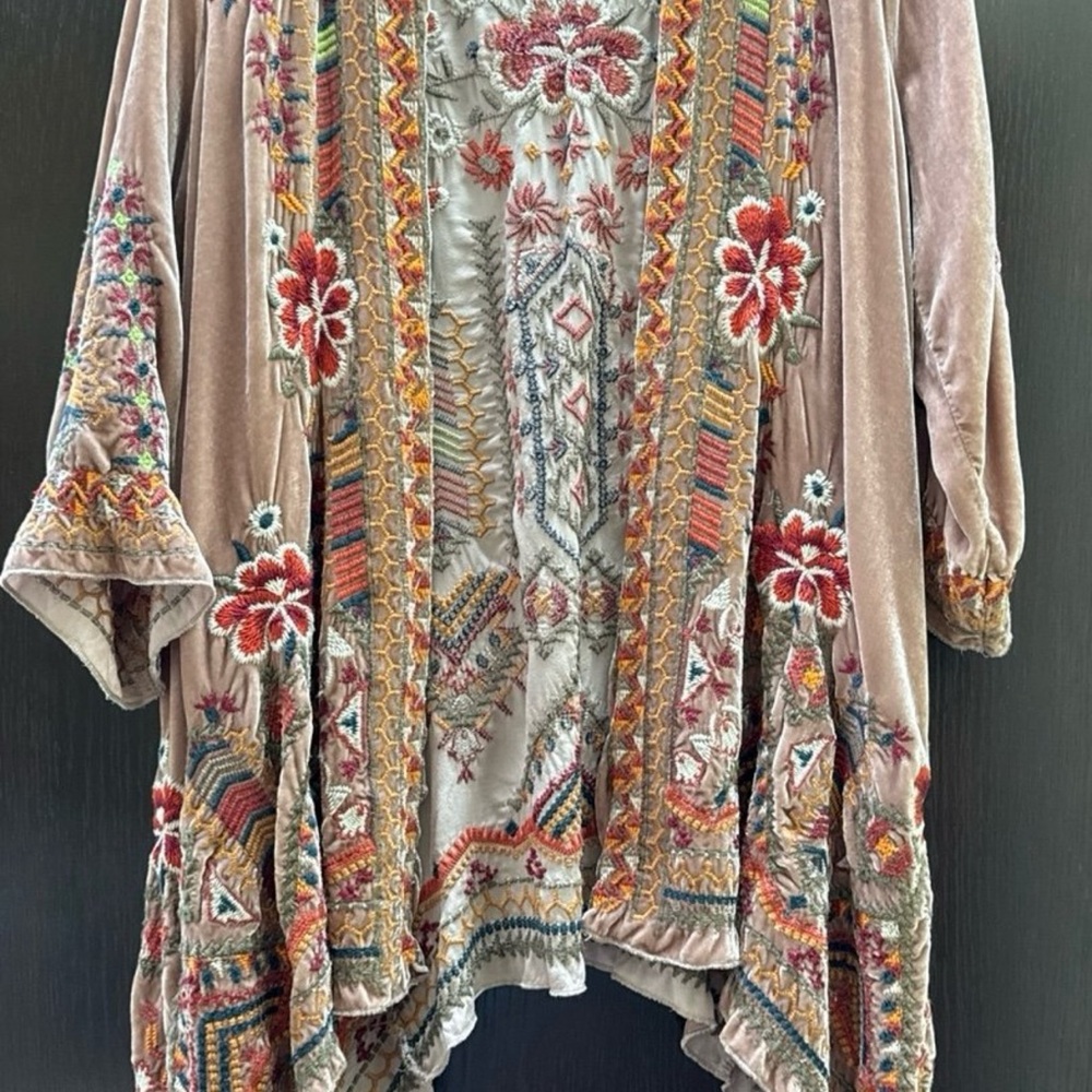 Johnny Was Velvet Waleska kimono style jacket Sz small  Cardigan